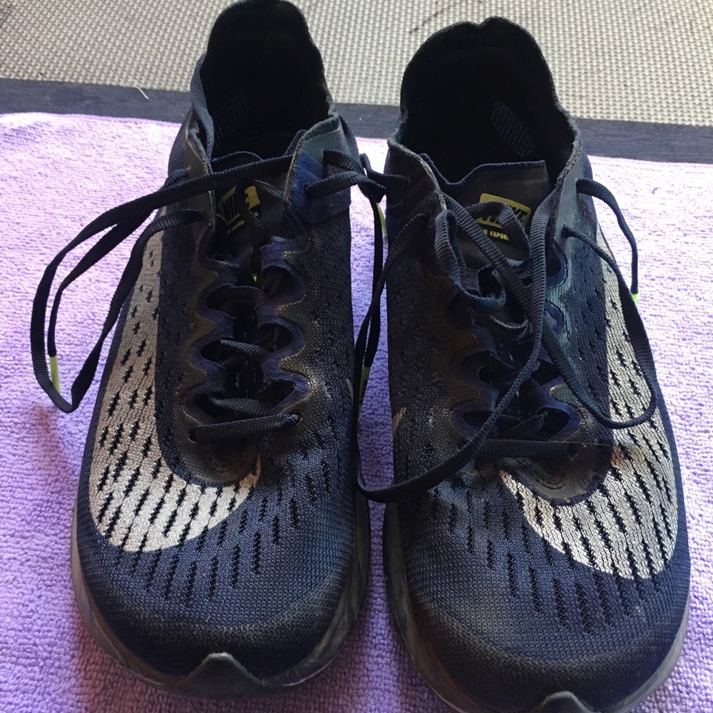 Nike Vaporfly 4% (dark navy blue)